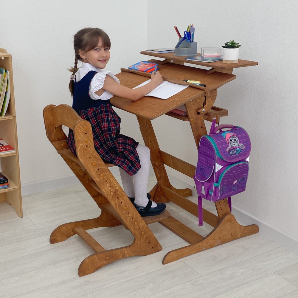 Комплект для школьника: растущая парта + стул, цвет Золотой дуб
